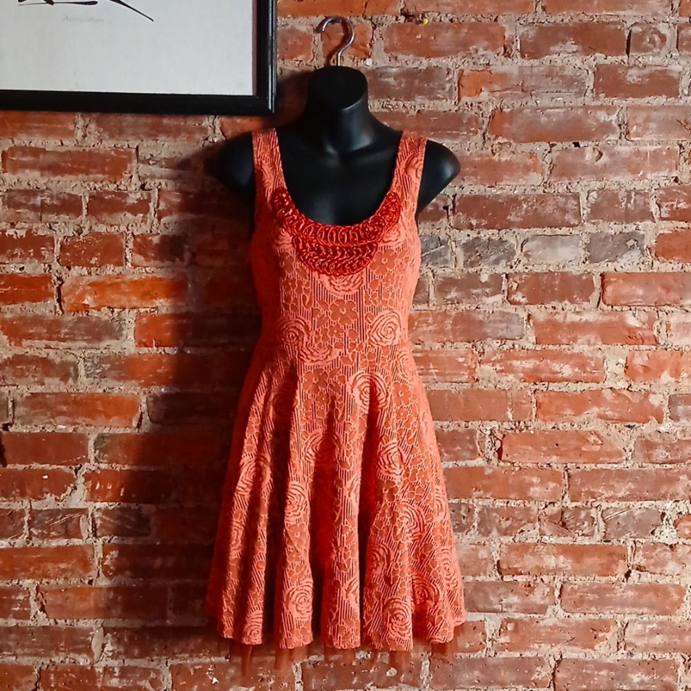 Free People Holida Party Dress Size Small- fits like a medium!